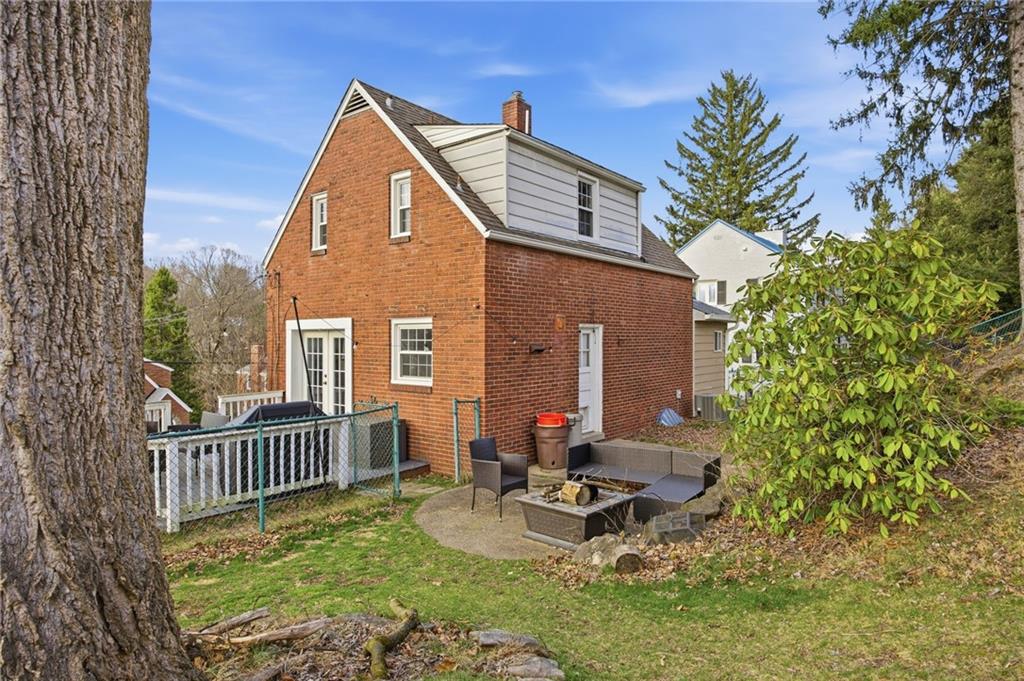 165 Spring Grove Road Pittsburgh, PA 15235 - Photo 15 of 19