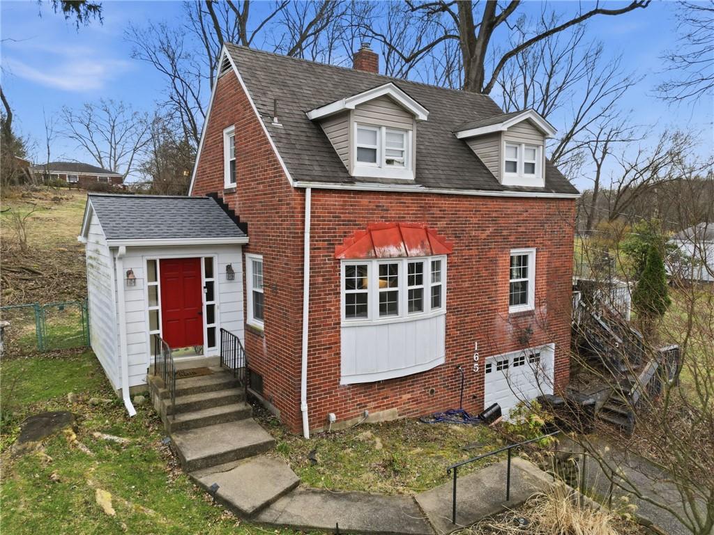 165 Spring Grove Road Pittsburgh, PA 15235 - Photo 2 of 19