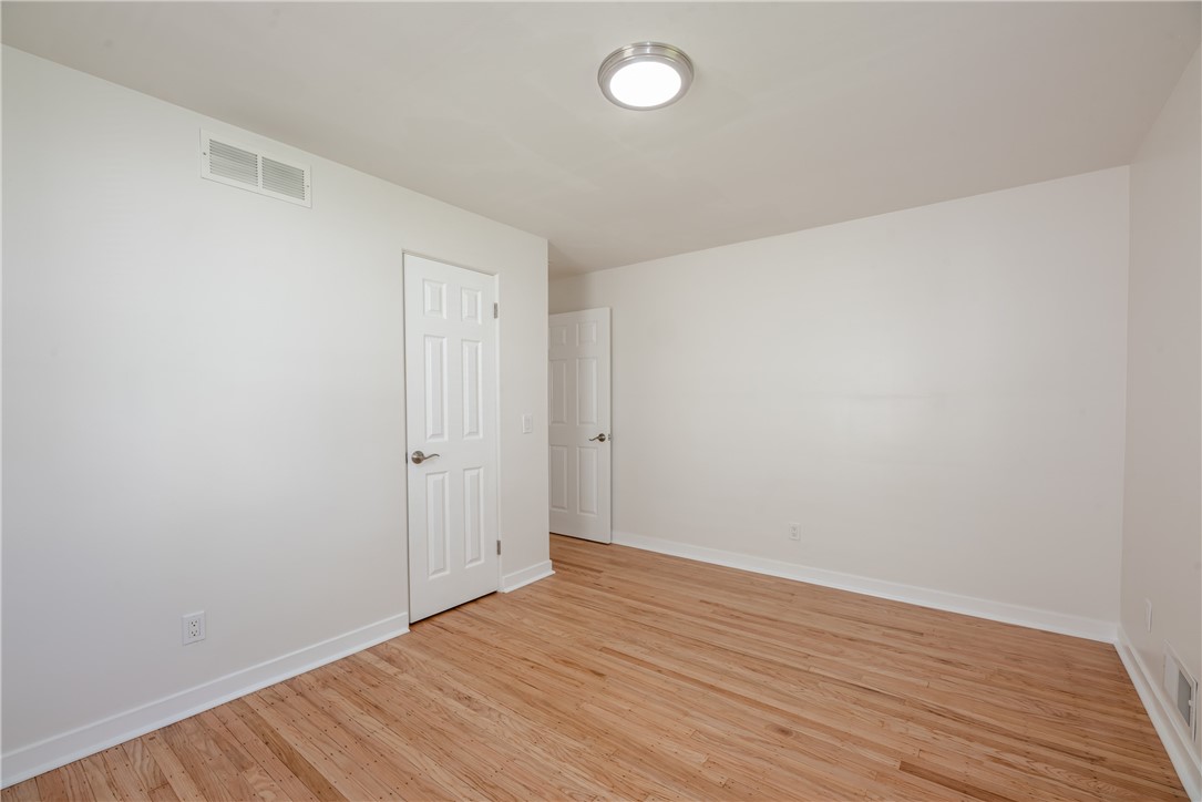 767 Carter Street Rochester, NY 14621 - Photo 25 of 33