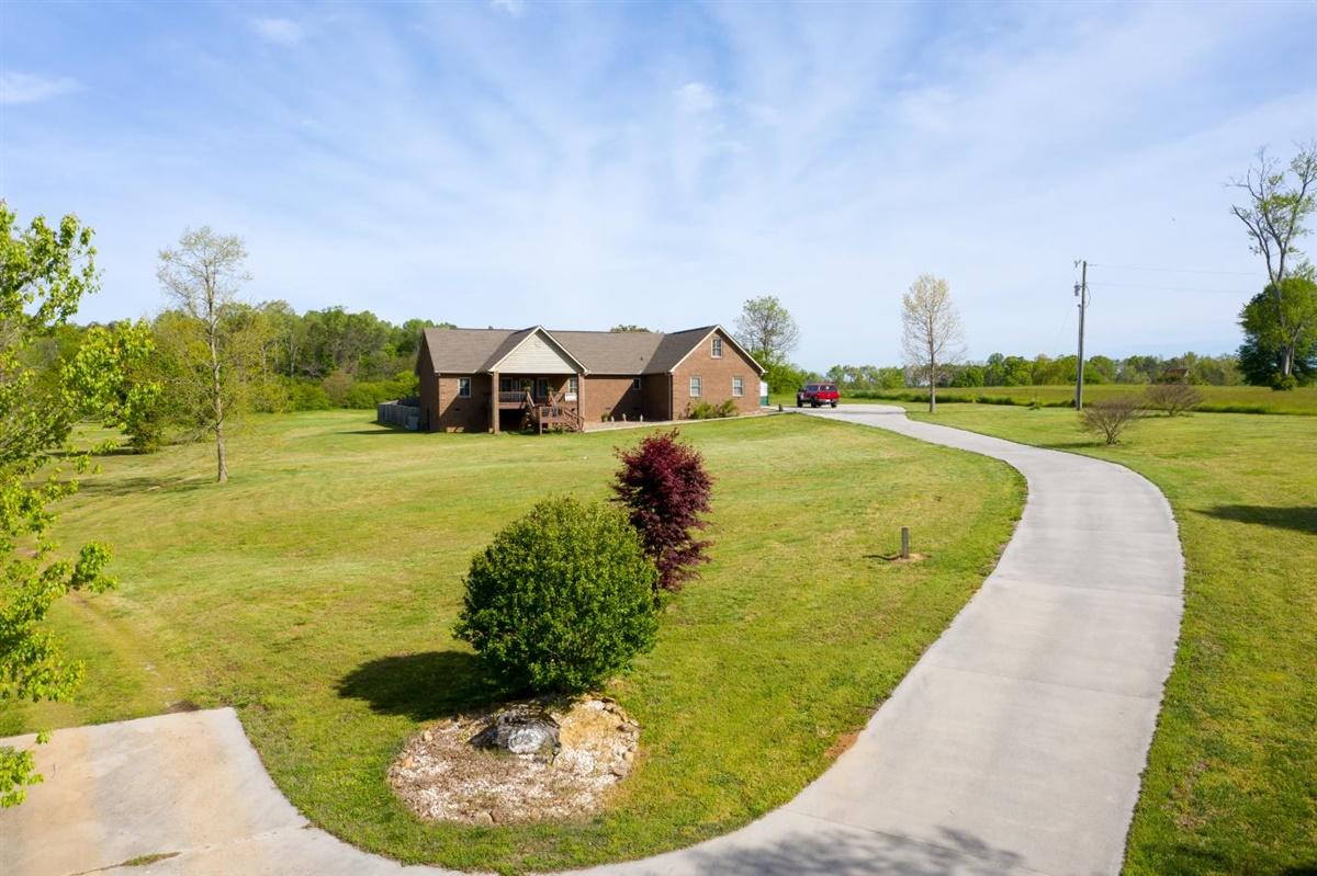 1075 Federal Road Madisonville, TN 37354 - Photo 3 of 40 01-1075-Federal-Rd-Madisonville-TN-