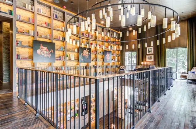 $2,715 | 530 East Paces Ferry Road Northeast, Unit 720, Atlanta, GA 30305