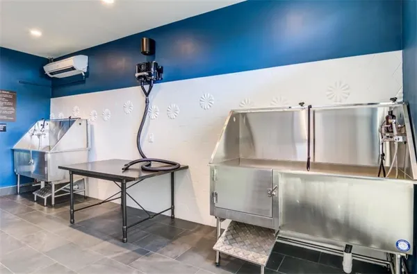 $2,715 | 530 East Paces Ferry Road Northeast, Unit 720, Atlanta, GA 30305