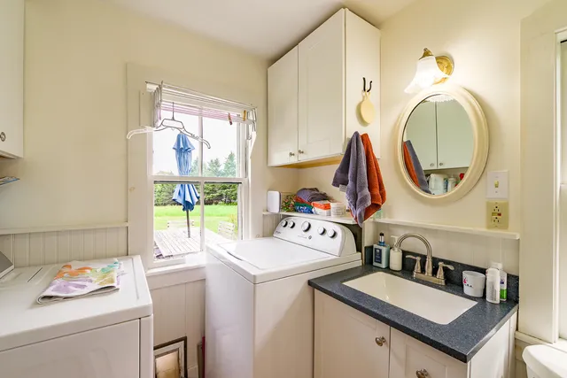 $499,000 | 522 Ferry Road, Islesboro, ME 04848