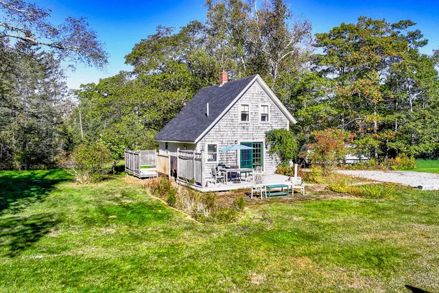 $499,000 | 522 Ferry Road, Islesboro, ME 04848