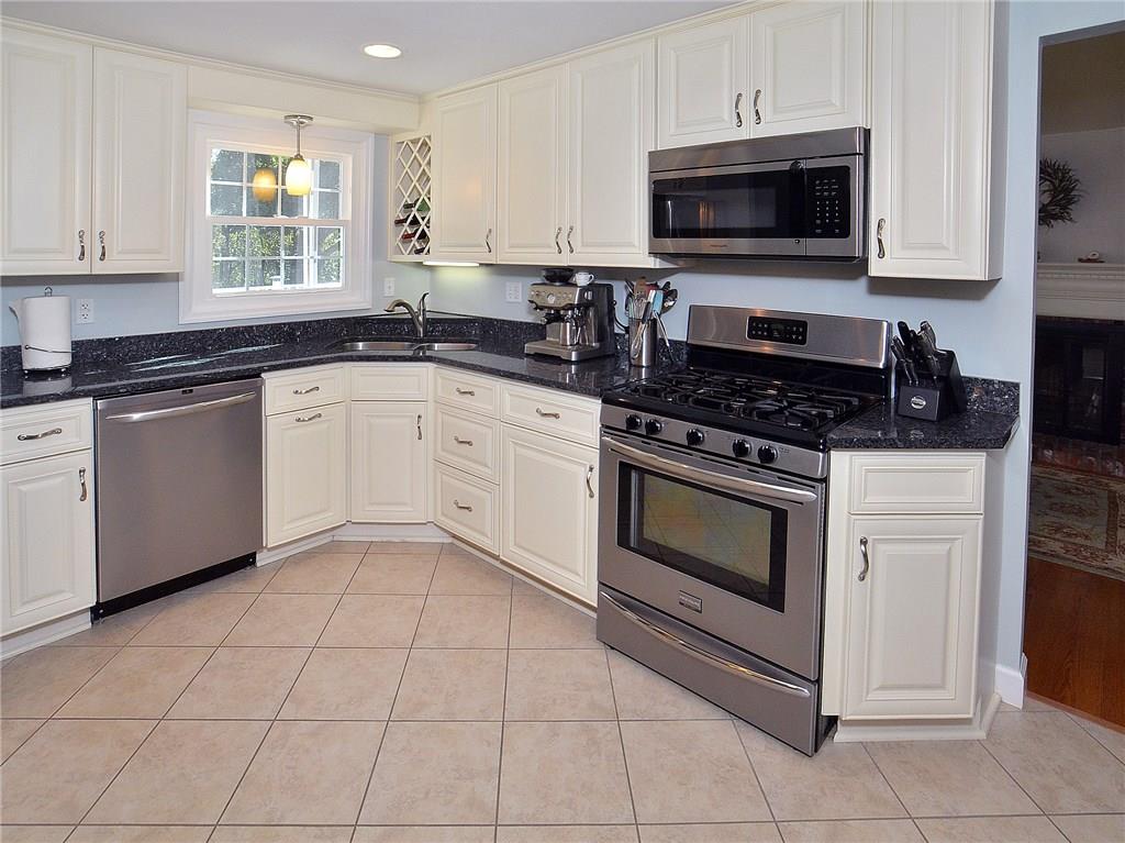 2146 Ramsey Road Monroeville, PA 15146 - Photo 2 of 25 Gallery Image 2