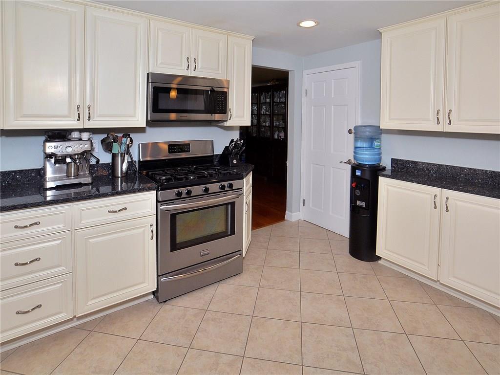 2146 Ramsey Road Monroeville, PA 15146 - Photo 3 of 25 Gallery Image 3