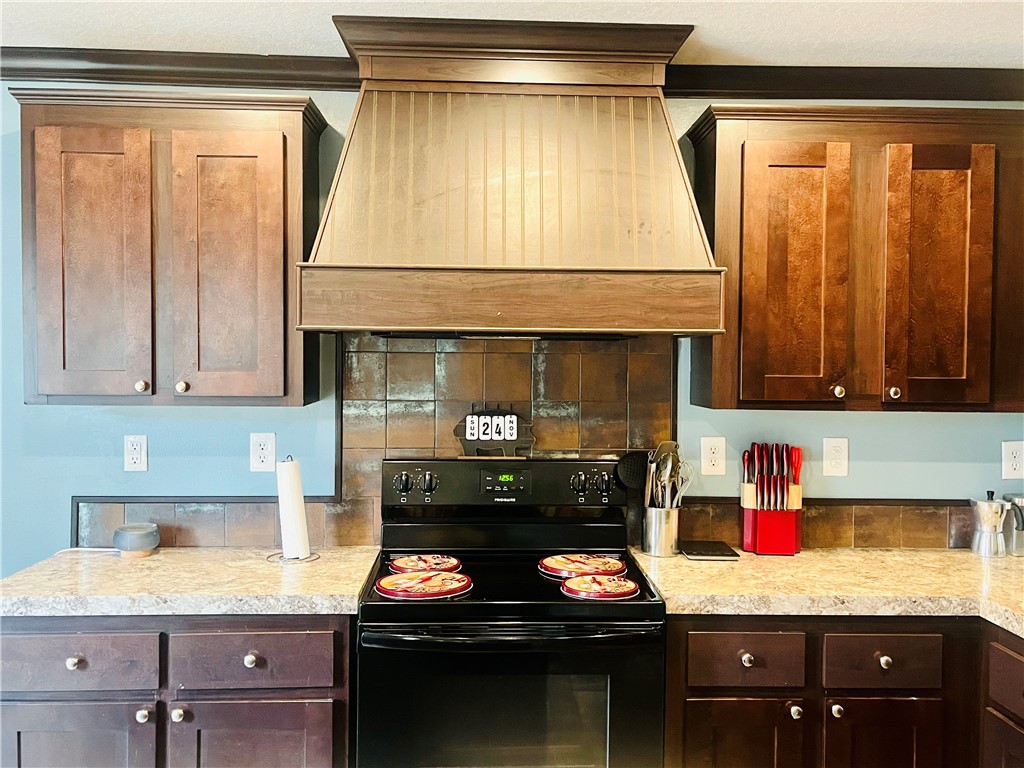 2704 Walhalla Highway Six Mile, SC 29682 - Photo 3 of 37