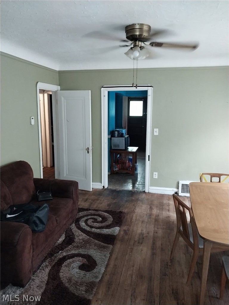 1747 Catalpa Road Cleveland, OH 44112 - Photo 11 of 16