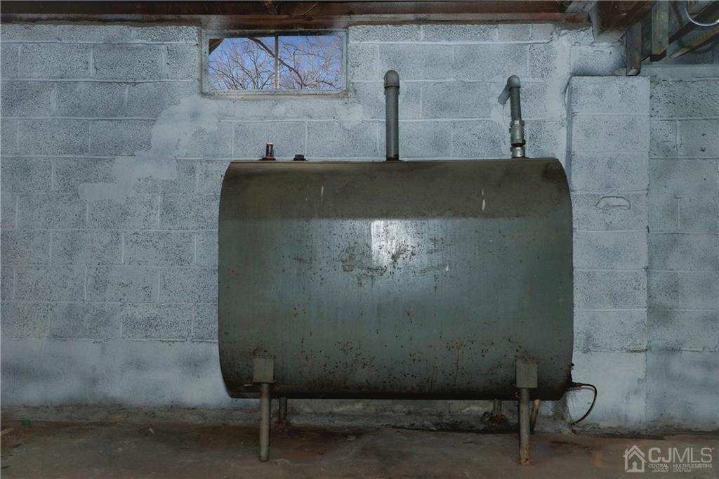59 Willow Road Metuchen, NJ 08840 - Photo 23 of 23 a close view of sink