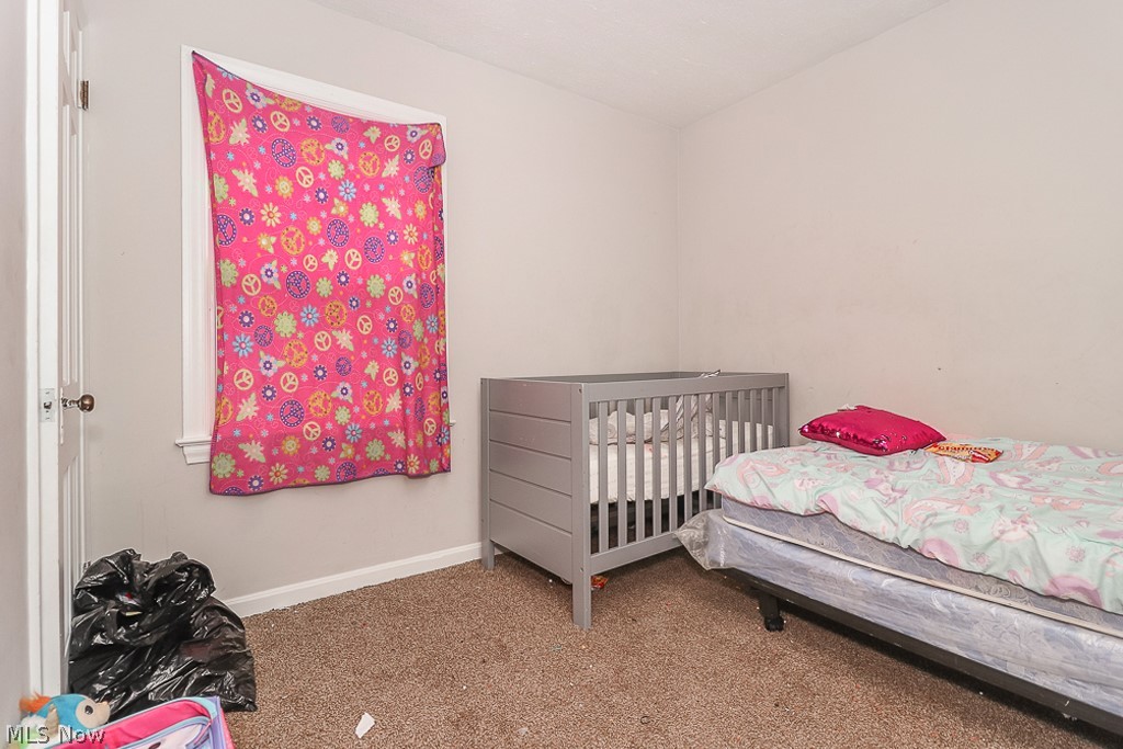 4326 Redding Road Cleveland, OH 44109 - Photo 16 of 33