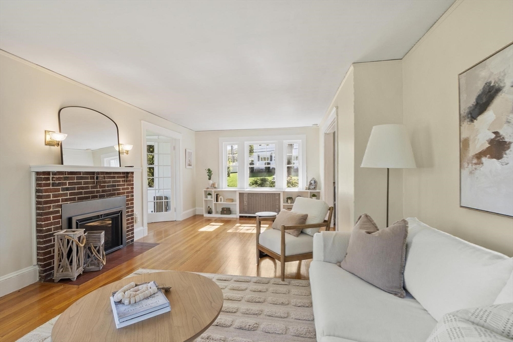 54 Pratt Street Reading, MA 01867 - Photo 19 of 41