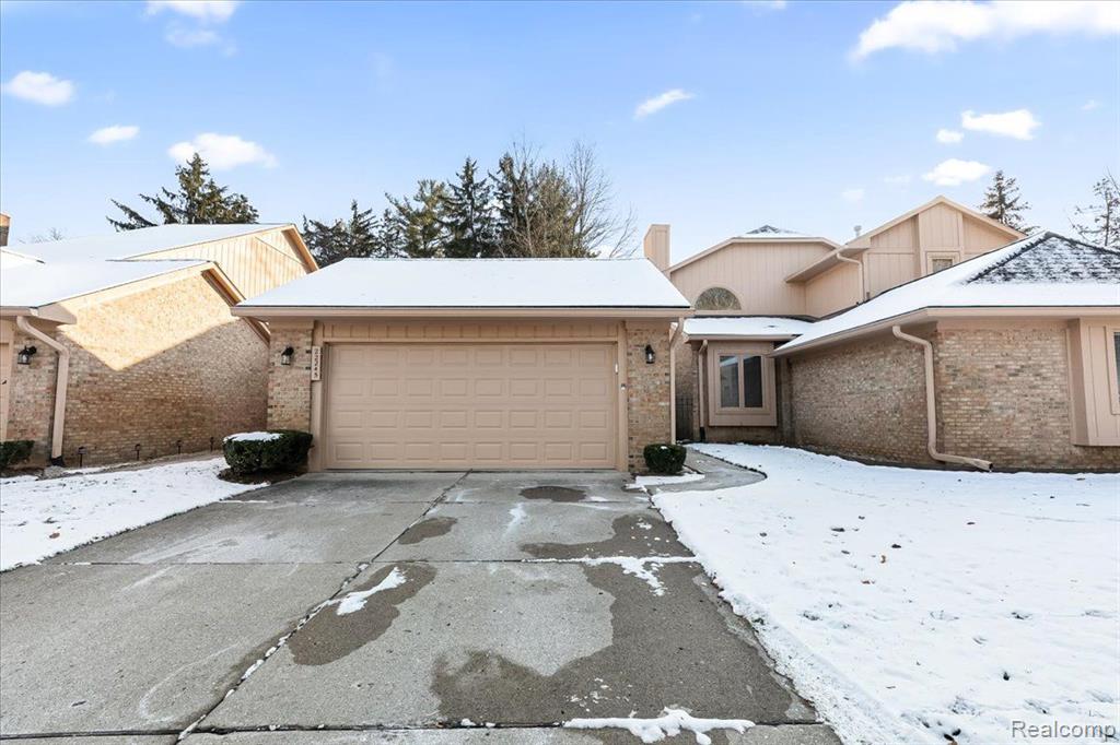 22245 River Ridge Trail Farmington, MI 48335 - Photo 1 of 33