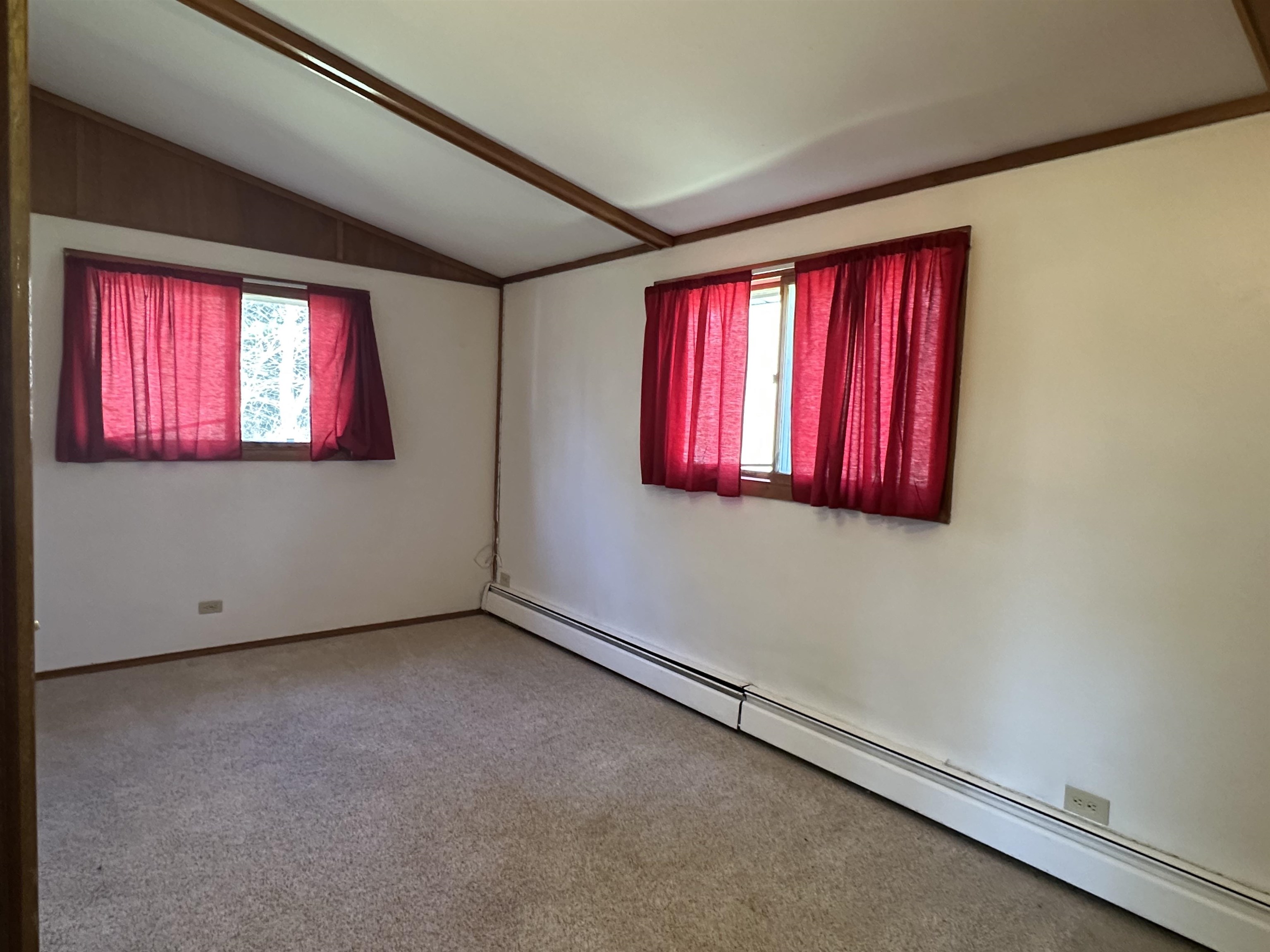 14400-3 3 Mile Road Savanna, IL 61074 - Photo 19 of 19 an empty room with windows
