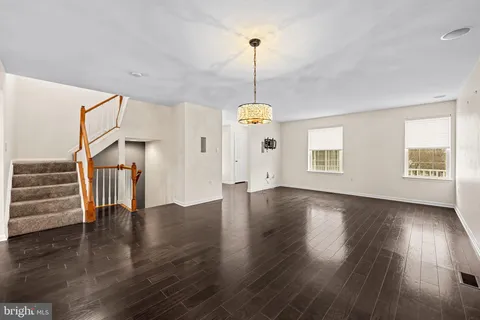 $440,000 | 12 Augustus Court, Unit 6, Reisterstown, MD 21136