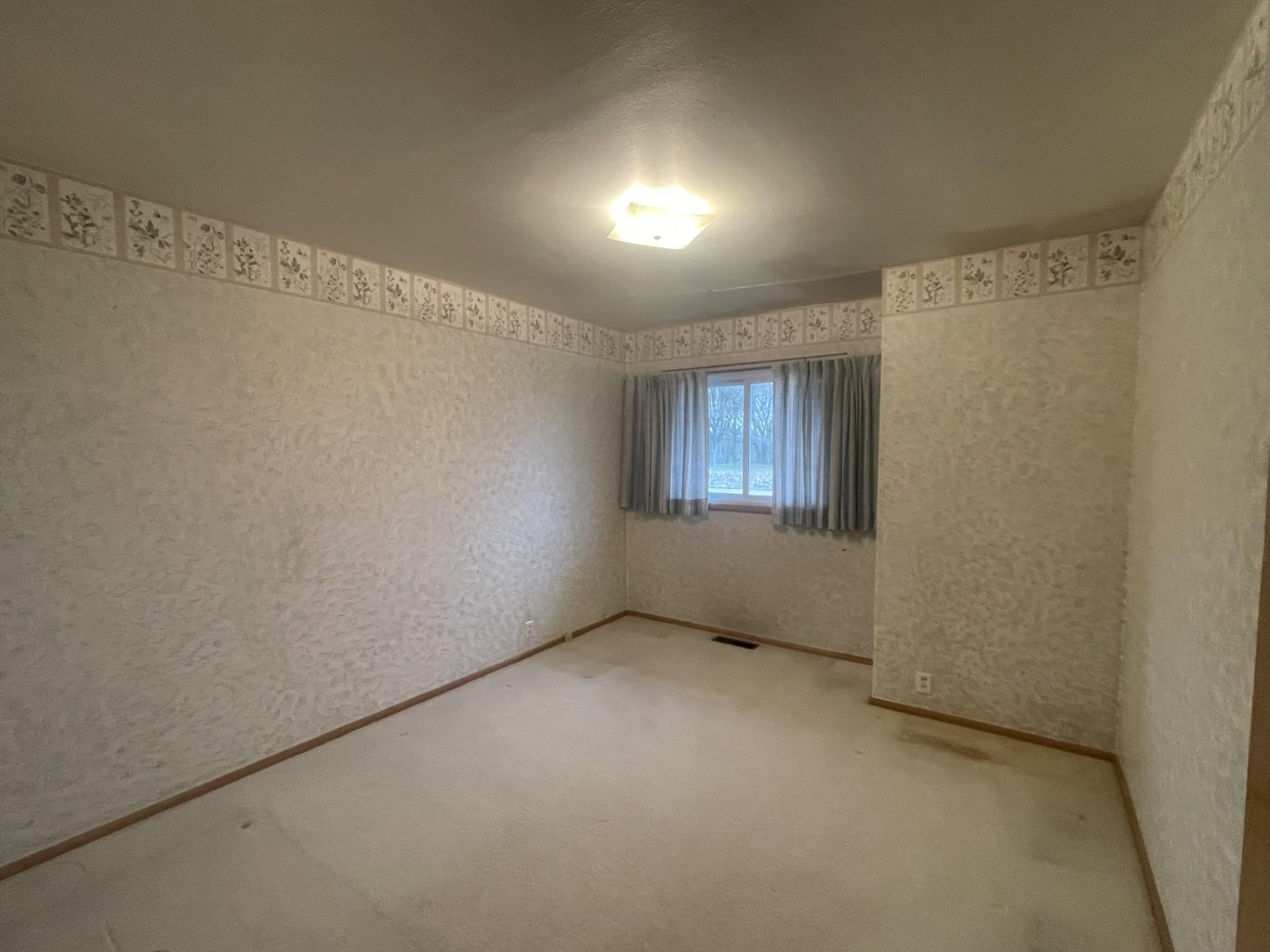 775 2nd Street East Tracy, MN 56175 - Photo 6 of 23