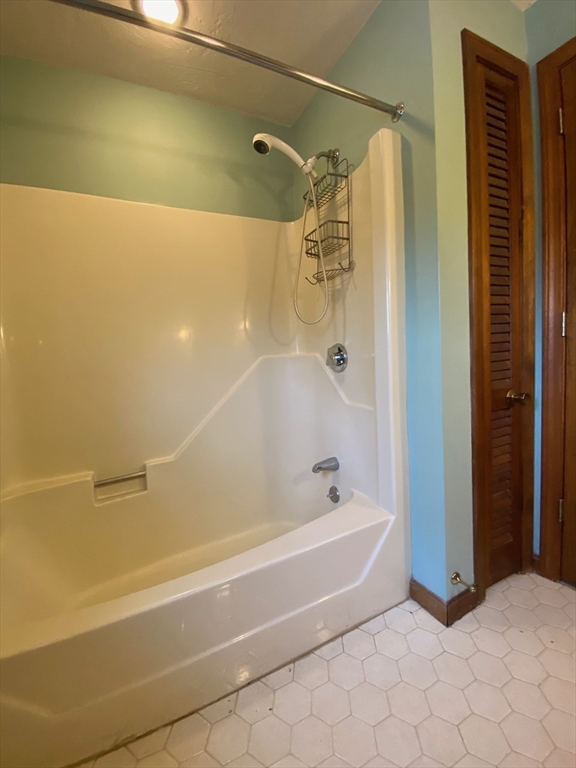 19 Bens Way Hopedale, MA 01747 - Photo 32 of 42