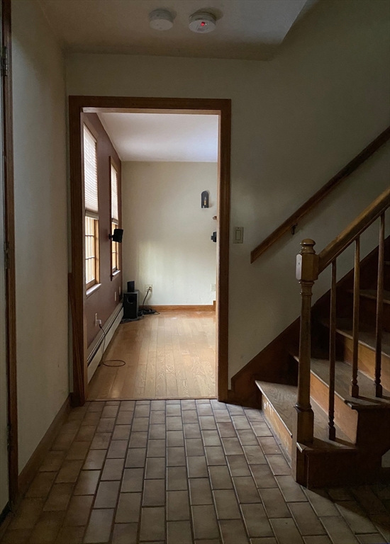 19 Bens Way Hopedale, MA 01747 - Photo 4 of 42