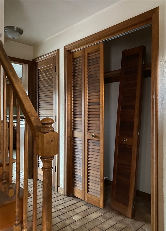 19 Bens Way Hopedale, MA 01747 - Photo 5 of 42