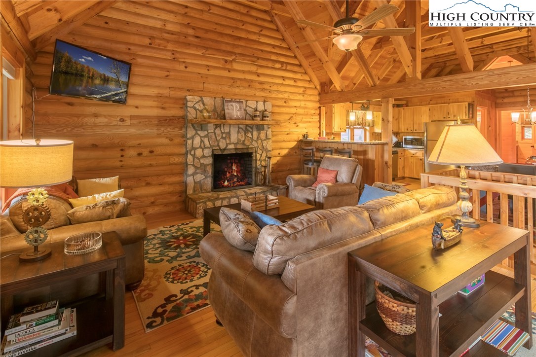 377 Ayers Road East Banner Elk, NC 28604 - Photo 8 of 40 Gallery Image 8