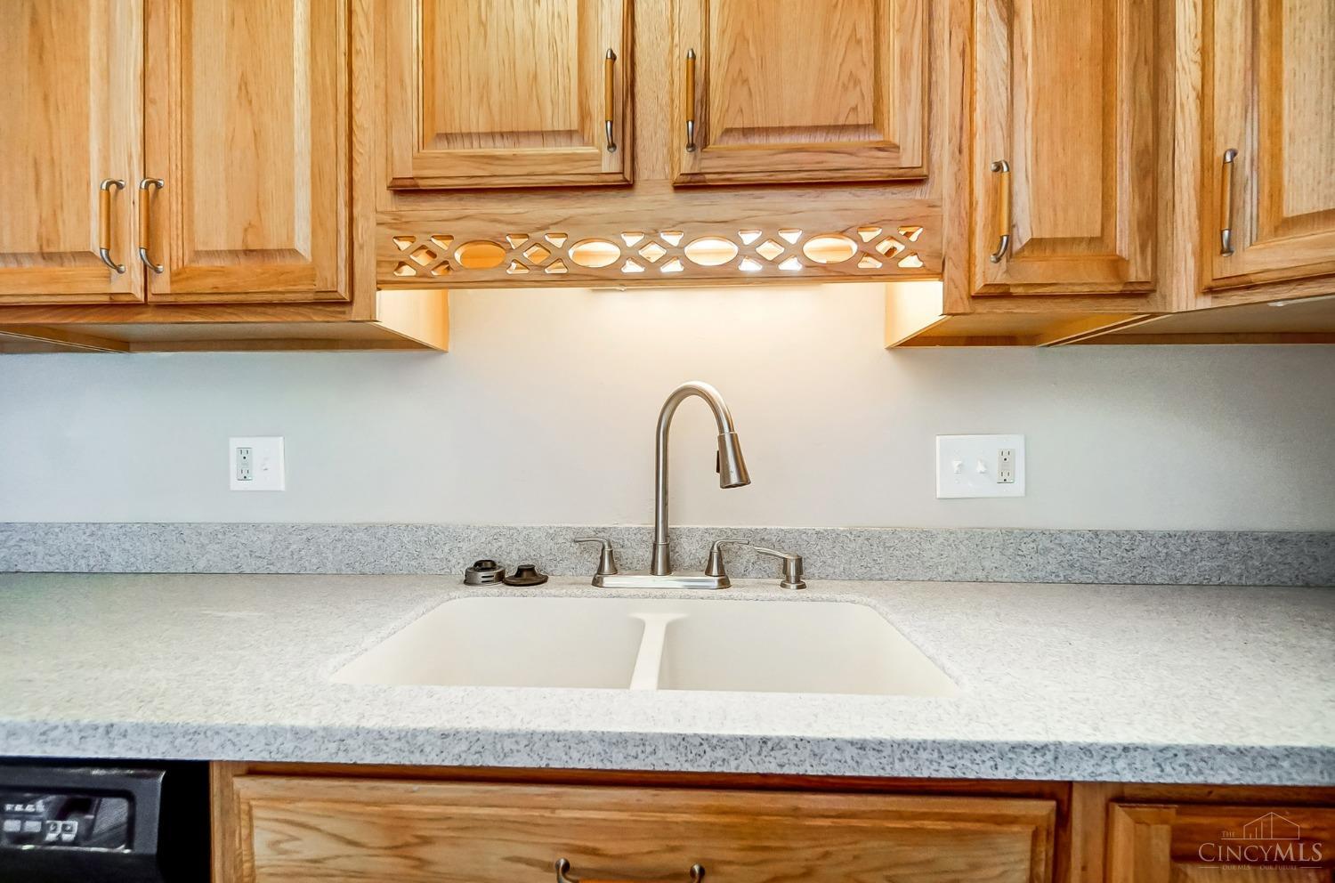 5563 Old Blue Rock Road Cincinnati, OH 45247 - Photo 16 of 48