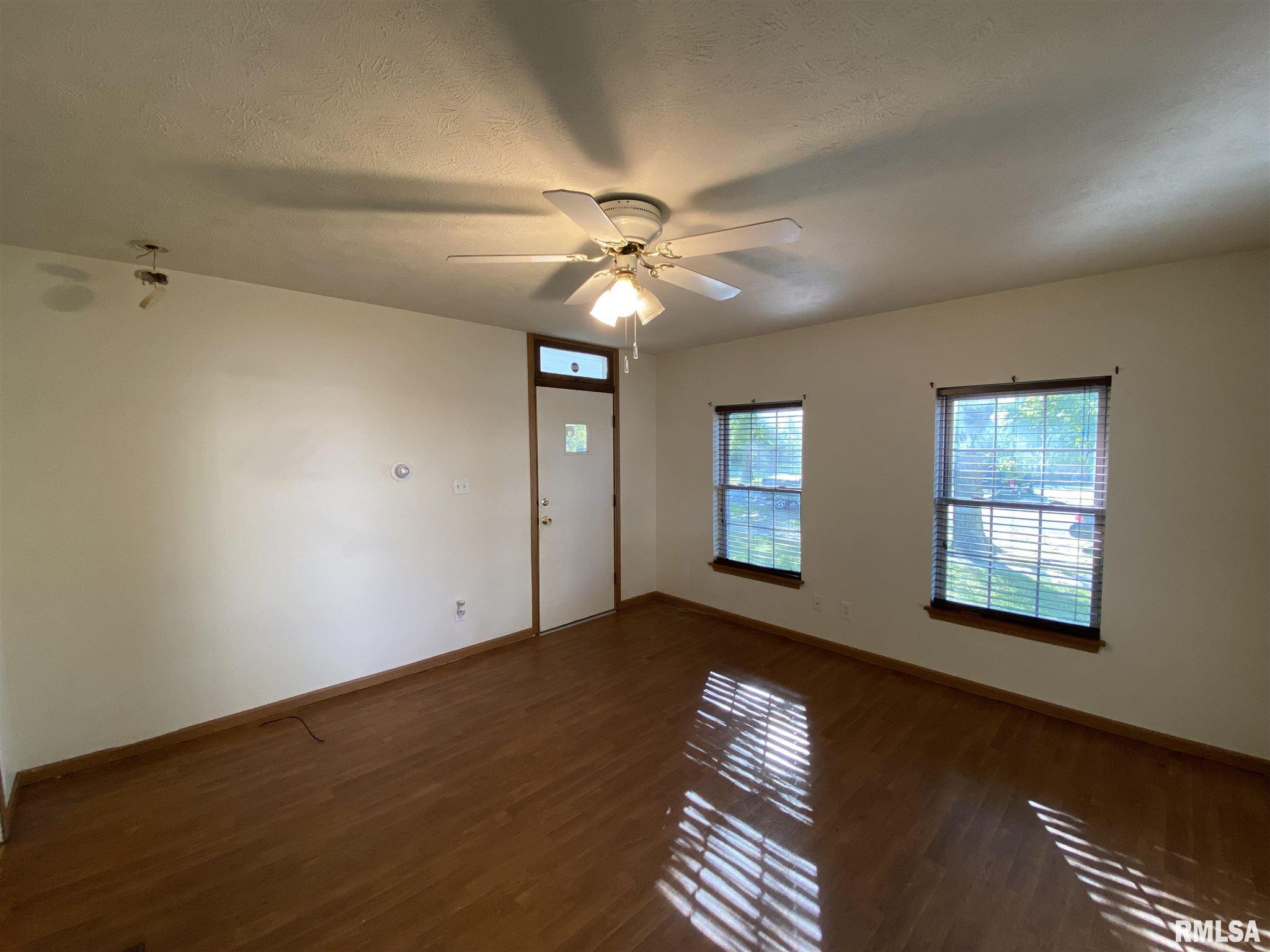 1308 North Rutledge Street Springfield, IL 62702 - Photo 8 of 19