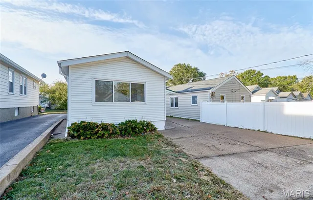 $172,500 | 6339 Marquette Avenue, St. Louis, MO 63139