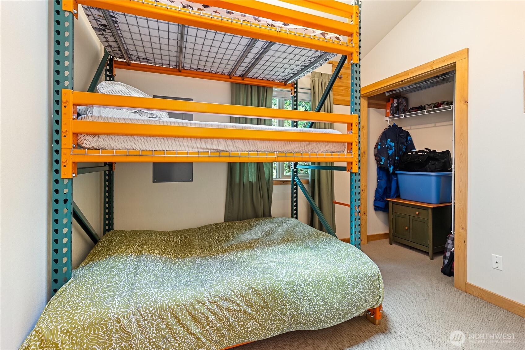 7469 Miller Way Deming, WA 98244 - Photo 15 of 31