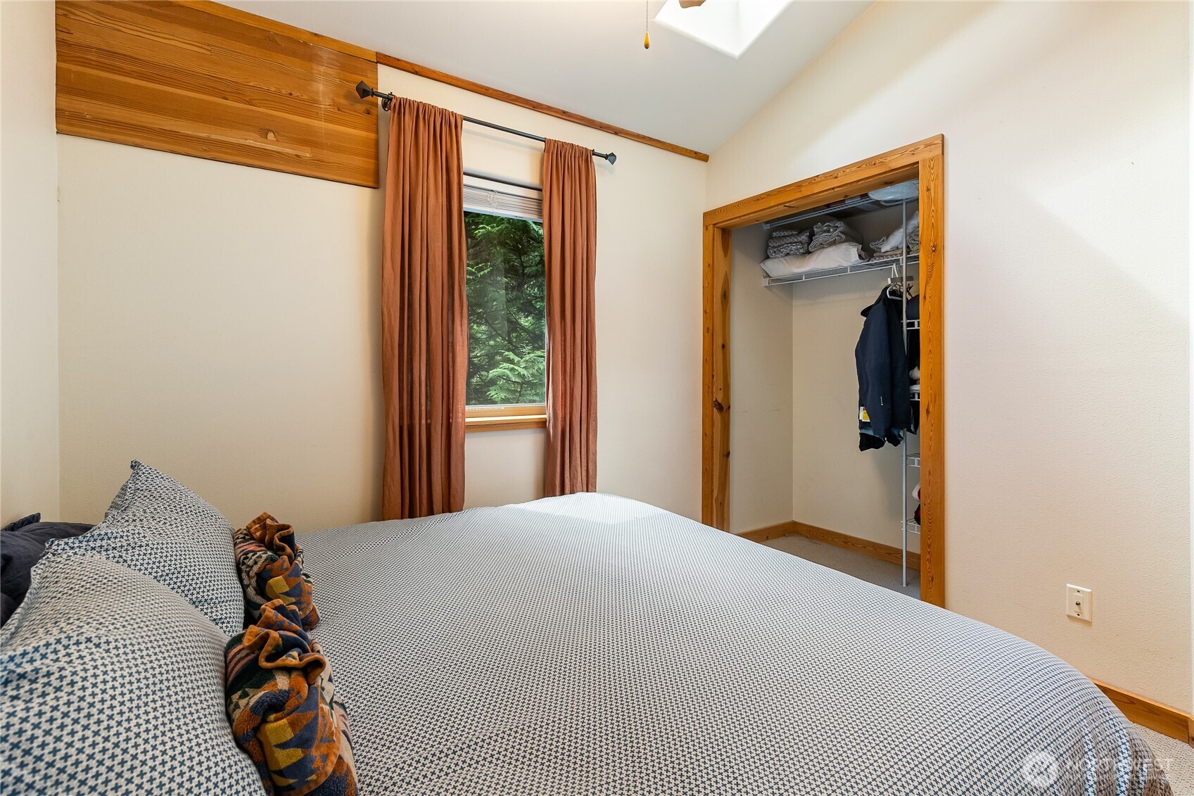 7469 Miller Way Deming, WA 98244 - Photo 16 of 31