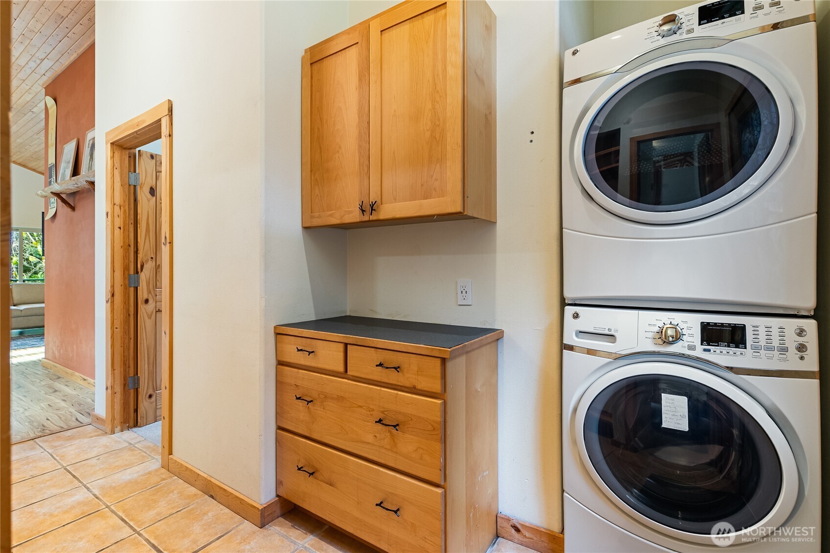 7469 Miller Way Deming, WA 98244 - Photo 18 of 31