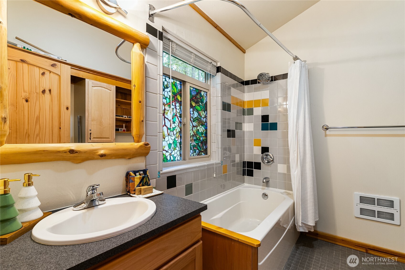 7469 Miller Way Deming, WA 98244 - Photo 20 of 31