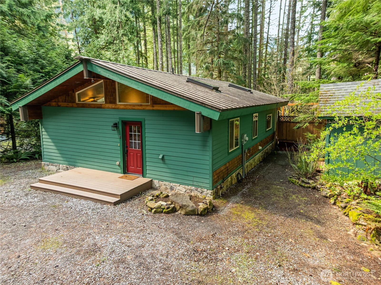 7469 Miller Way Deming, WA 98244 - Photo 27 of 31