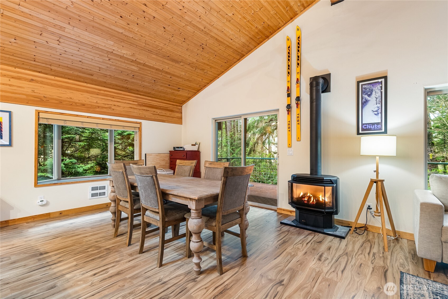 7469 Miller Way Deming, WA 98244 - Photo 7 of 31