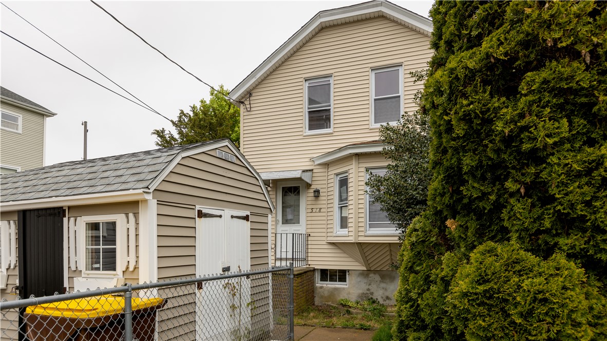 518 Snell Street Fall River, MA 02721 - Photo 2 of 22