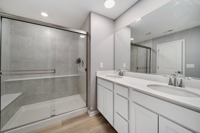 1004 Atterberg Road South Elgin, IL 60177 - Photo 13 of 21 Gallery Image 13