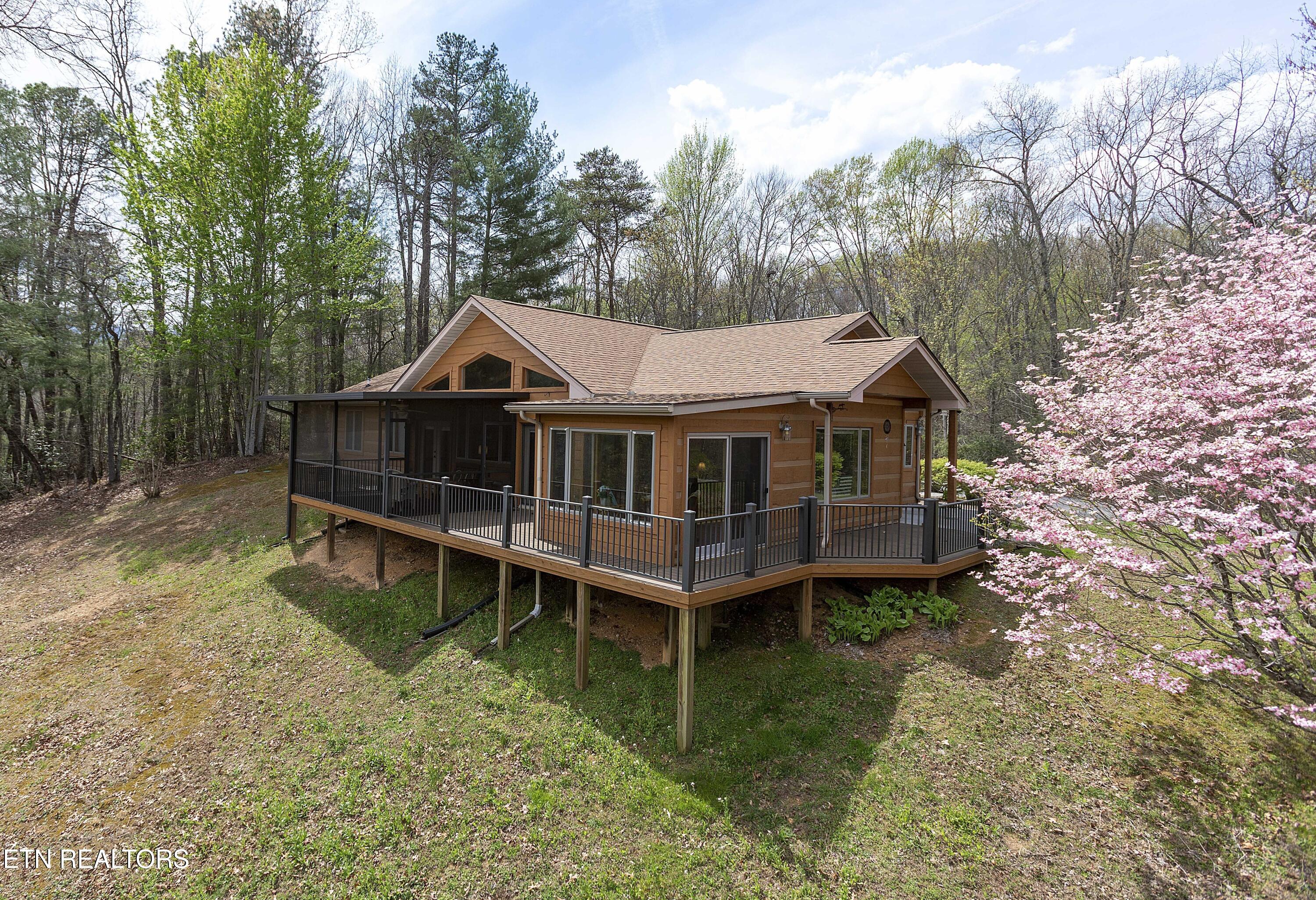 427 Gold Road Cosby, TN 37722 - Photo 7 of 46 IMG_8200