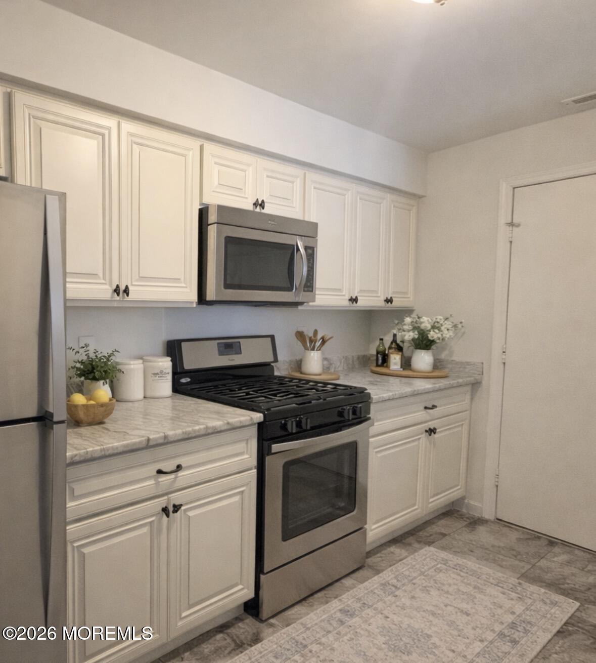 103 Racquet Road Wall, NJ 07719 - Photo 9 of 35 IMG_9543