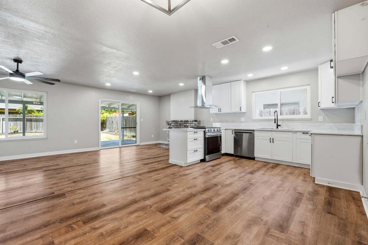 4105 Faith Lane Modesto, CA 95355 - Photo 12 of 35