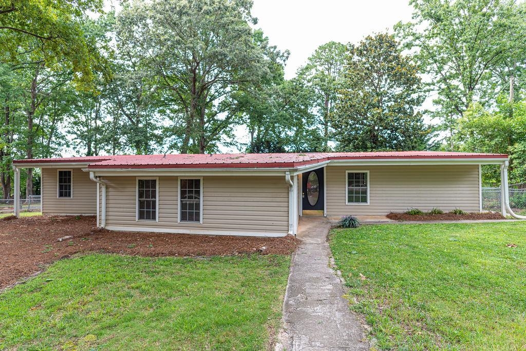 122 Ridgeway Road Spartanburg, SC 29301 - Photo 1 of 27 Gallery Image 1