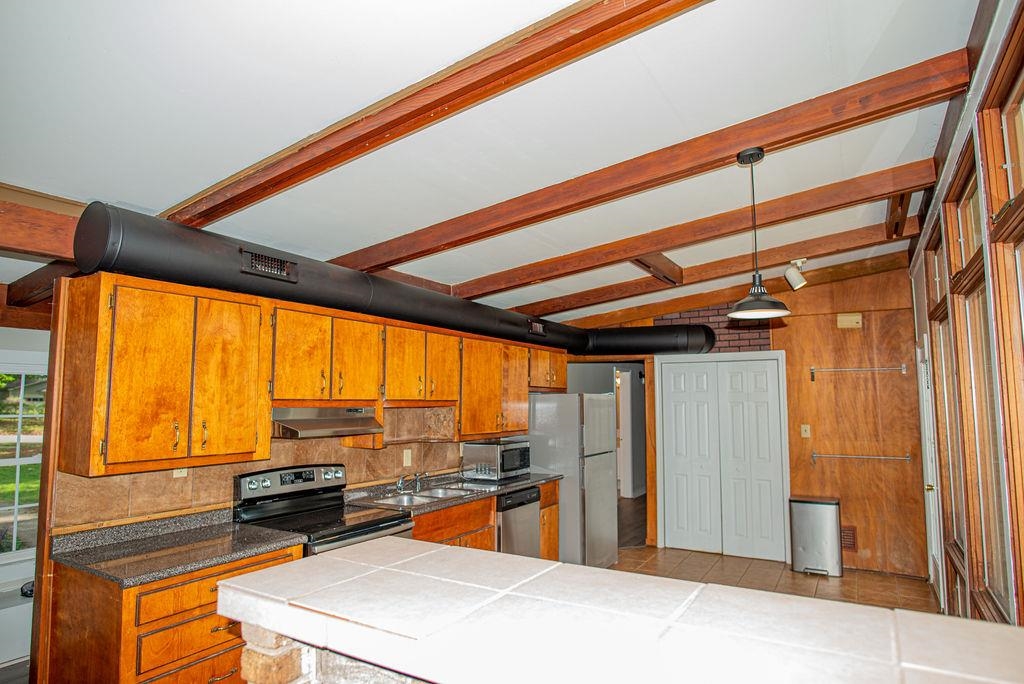 122 Ridgeway Road Spartanburg, SC 29301 - Photo 10 of 27 Gallery Image 10
