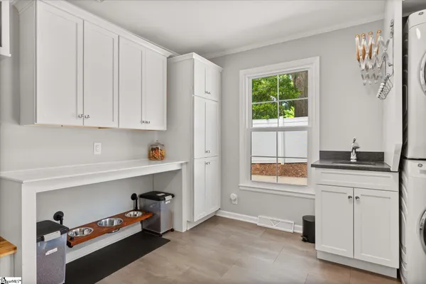 $1,050,000 | 106 Ramblewood Lane, Greenville, SC 29615