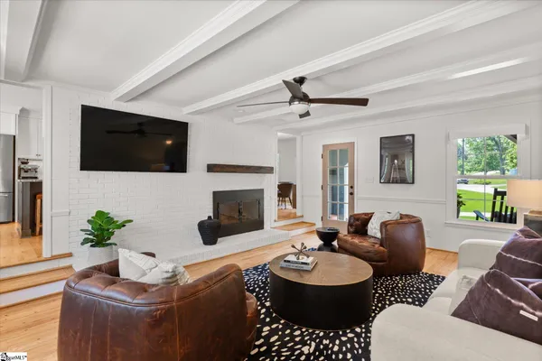 $1,050,000 | 106 Ramblewood Lane, Greenville, SC 29615