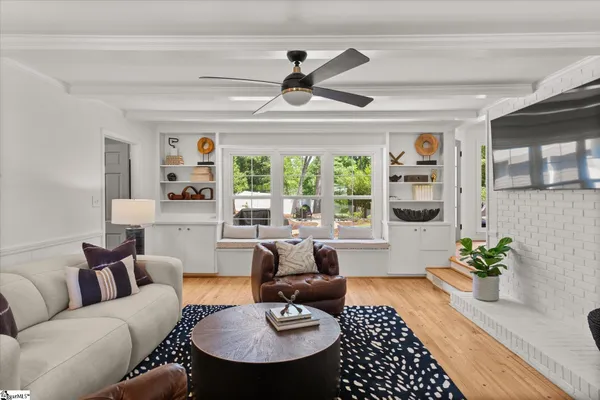 $1,050,000 | 106 Ramblewood Lane, Greenville, SC 29615