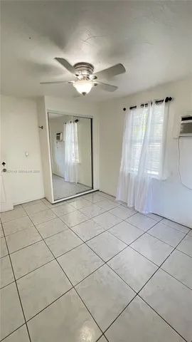 $1,975 | 1857 Buchanan Street, Unit 7, Hollywood, FL 33020