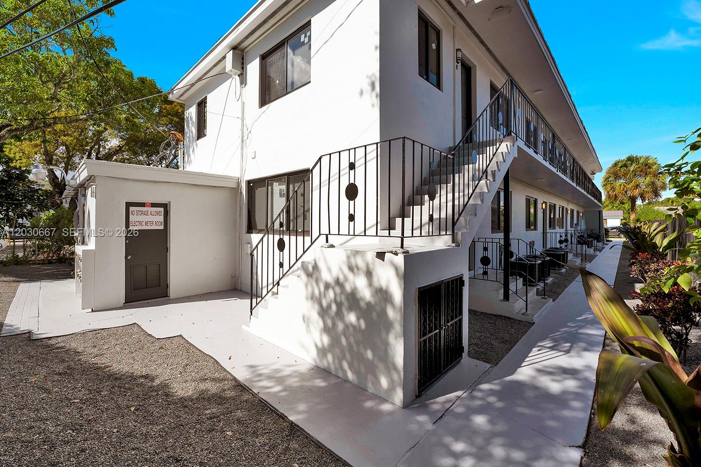 2150 Southwest 26th Street, Unit 7 Miami, FL 33133 - Photo 4 of 24