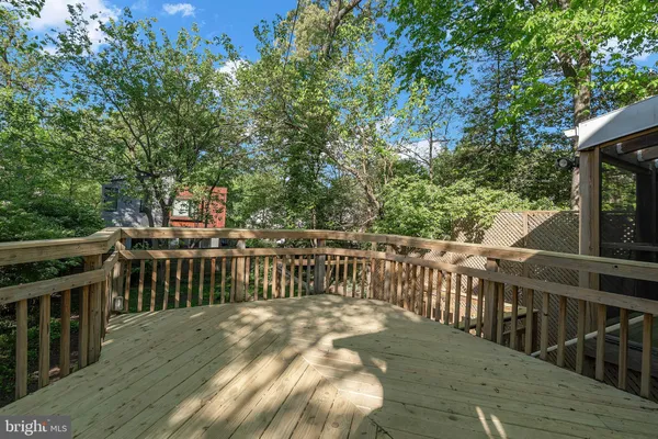 $1,175,000 | 422 North Edgewood Street, Arlington, VA 22201