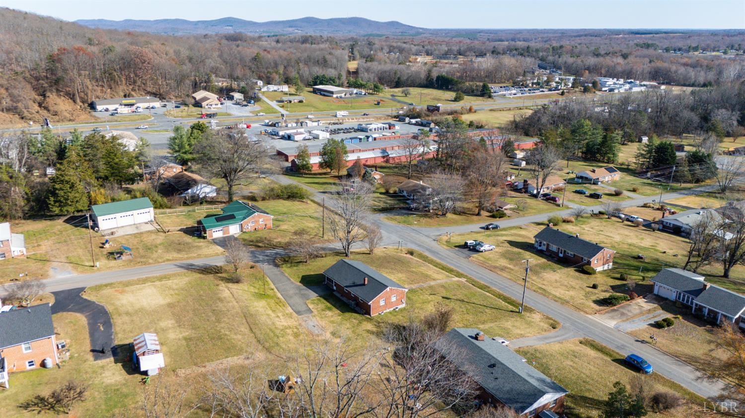 492 Greendale Drive Rustburg, VA 24588 - Photo 36 of 39 a view of city and mountain