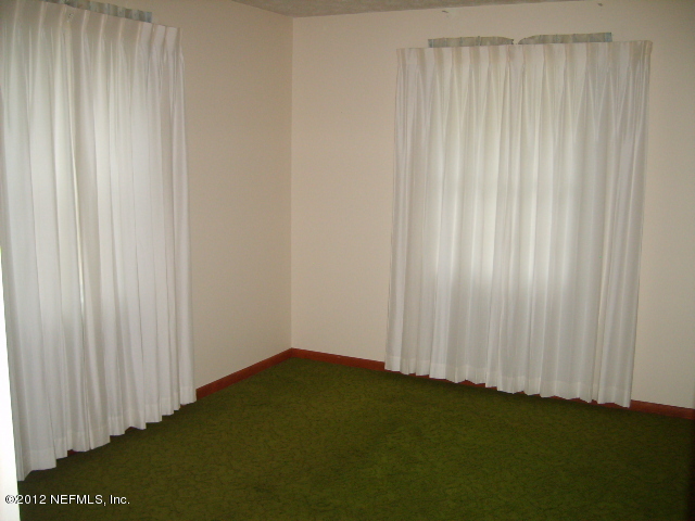 35119 Braddock Road Callahan, FL 32011 - Photo 13 of 19 Master Bedroom