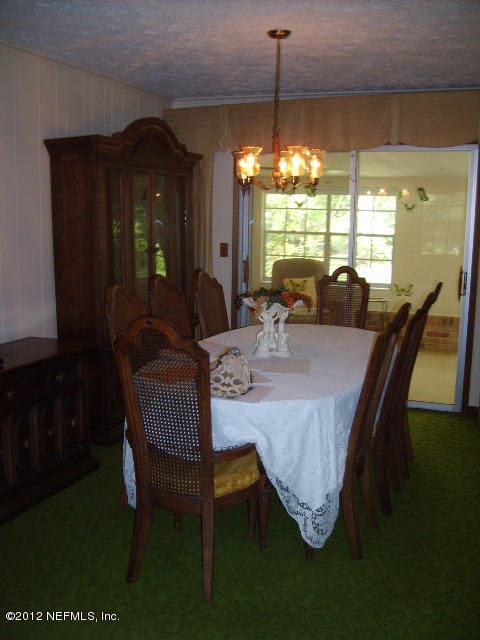 35119 Braddock Road Callahan, FL 32011 - Photo 8 of 19 Dining Room
