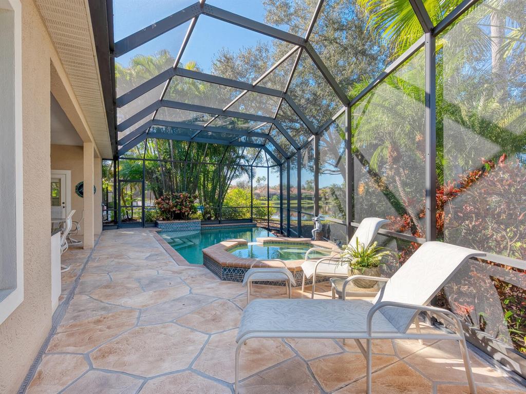 13911 Siena Loop Lakewood Ranch, FL 34202 - Photo 44 of 63 a view of yard with patio