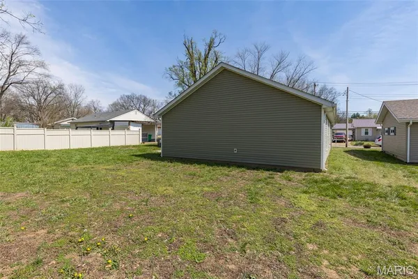 $235,900 | 131 North Alexander Street, Farmington, MO 63640